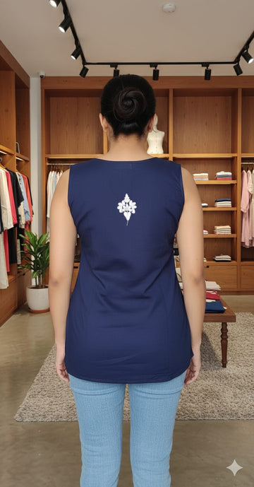 SHORT TOP